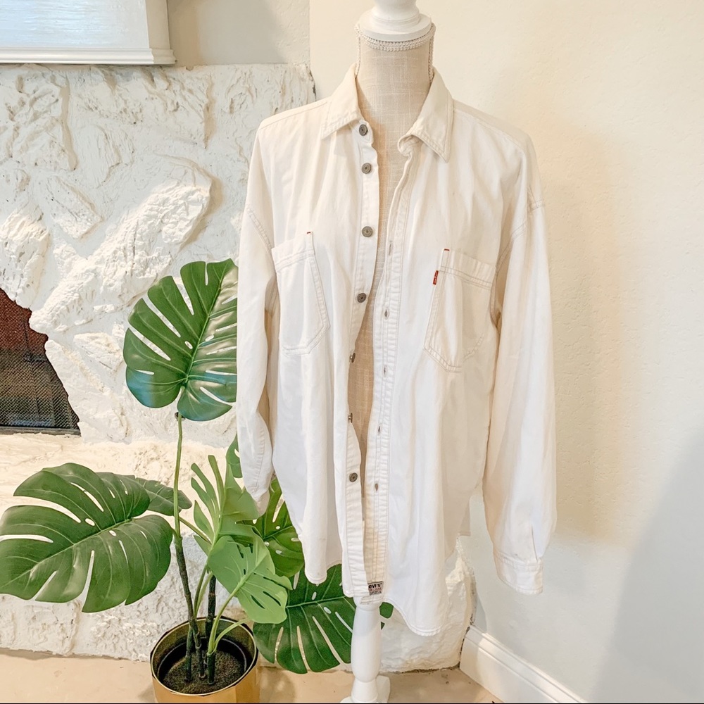 Levi’s jean button up shacket